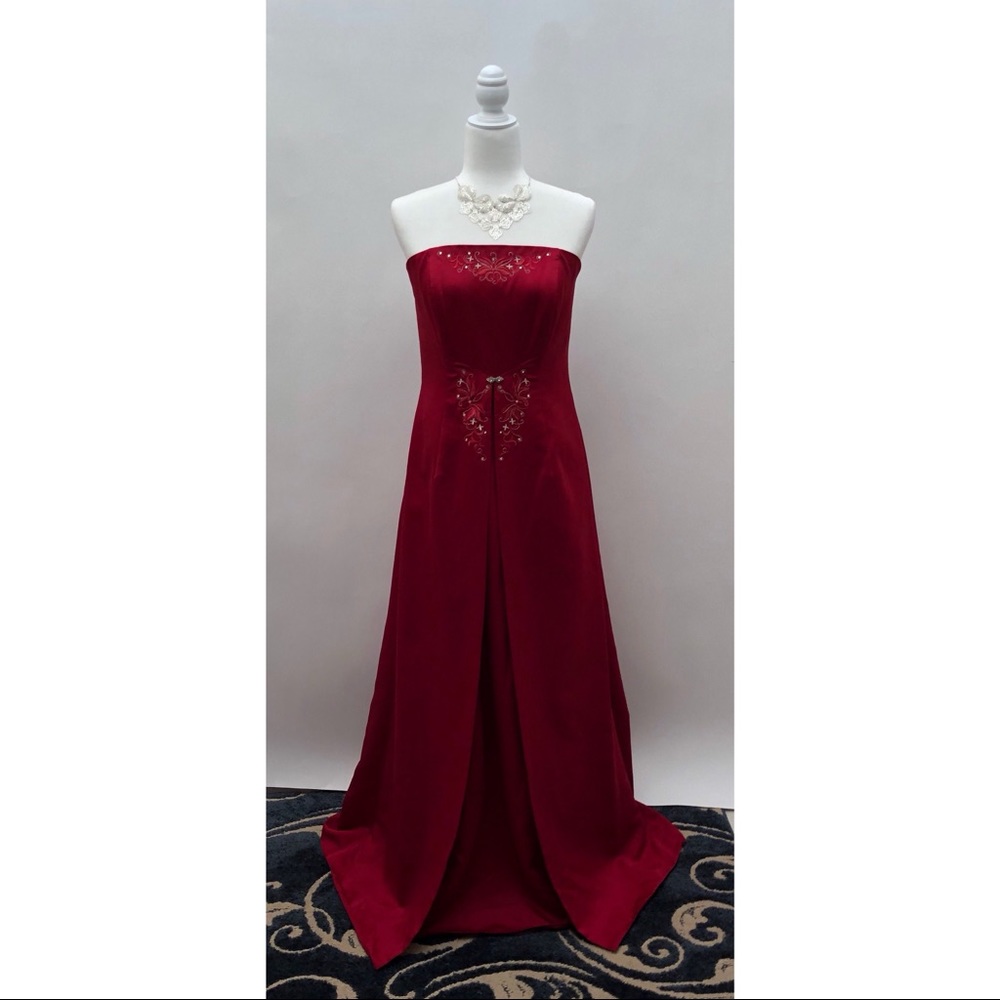 Claret (red) Formal Prom bridal Dress vintage